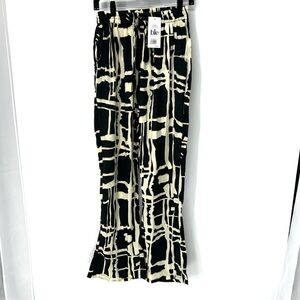 BLE NwT resort wear lightweight pants small/medium